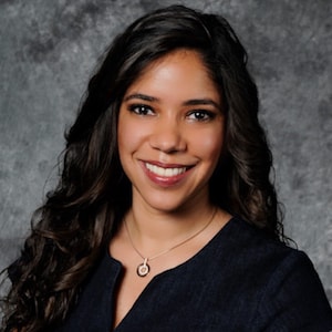 Dr. Kayla Tavares