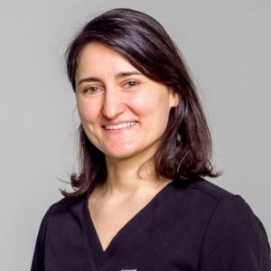 Dr. Anna Glinianska