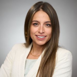 Dr. Laurel Martinez